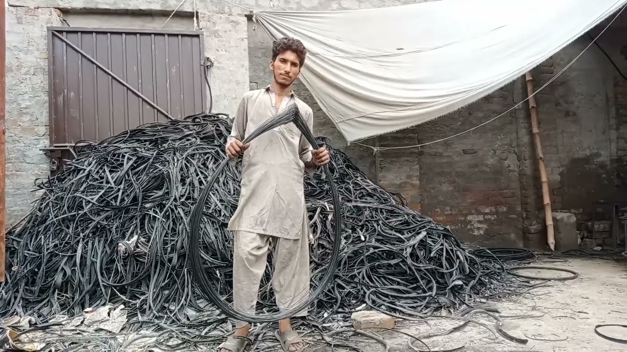Black Iron wire Making waste old Tire