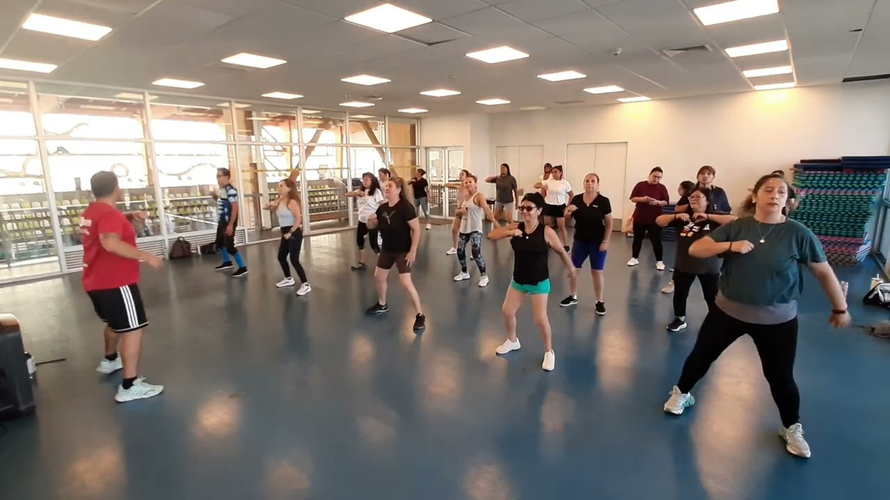 Baile entretenido 16 Viernes 13 de febrero 2026 profesor Eduardo Ramírez CEVS lo Espejo