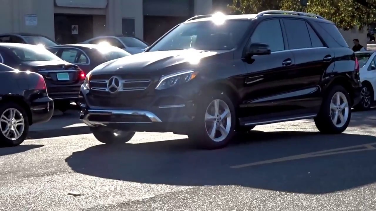 Mercedes-Benz Park Assist Tutorial