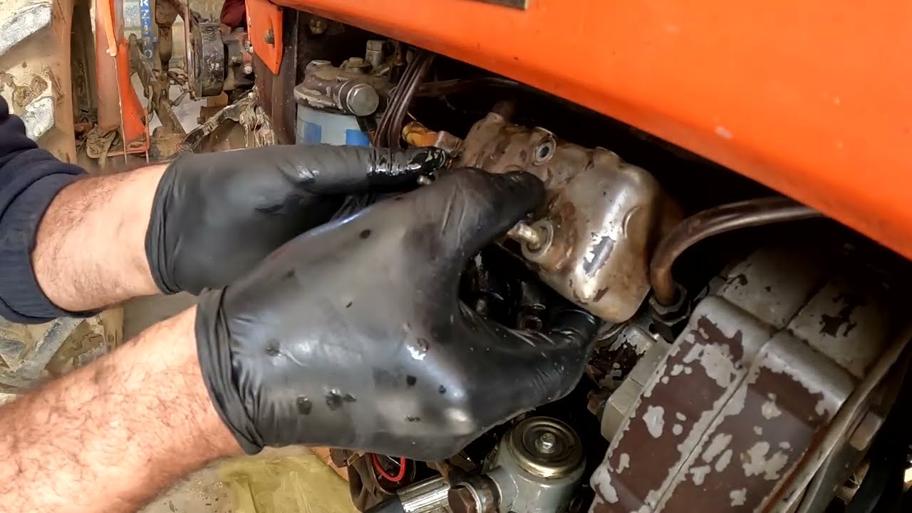 Fiat Traktör Yakıt Pompası Tamiri / Fragman Tadında Tamirat videosu
