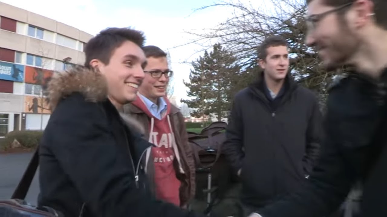 Il fait sa première rentrée à Polytechnique