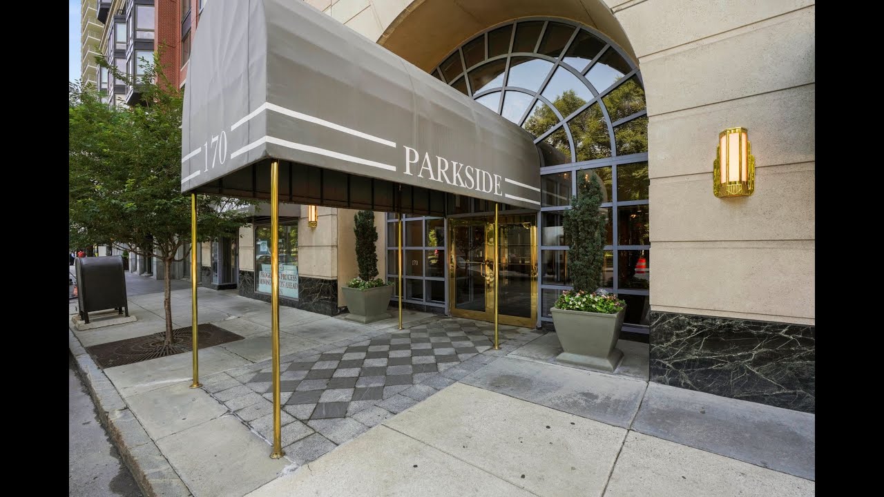 SCENIC PARKSIDE STUDIO | 170 Tremont Street in Boston, MA