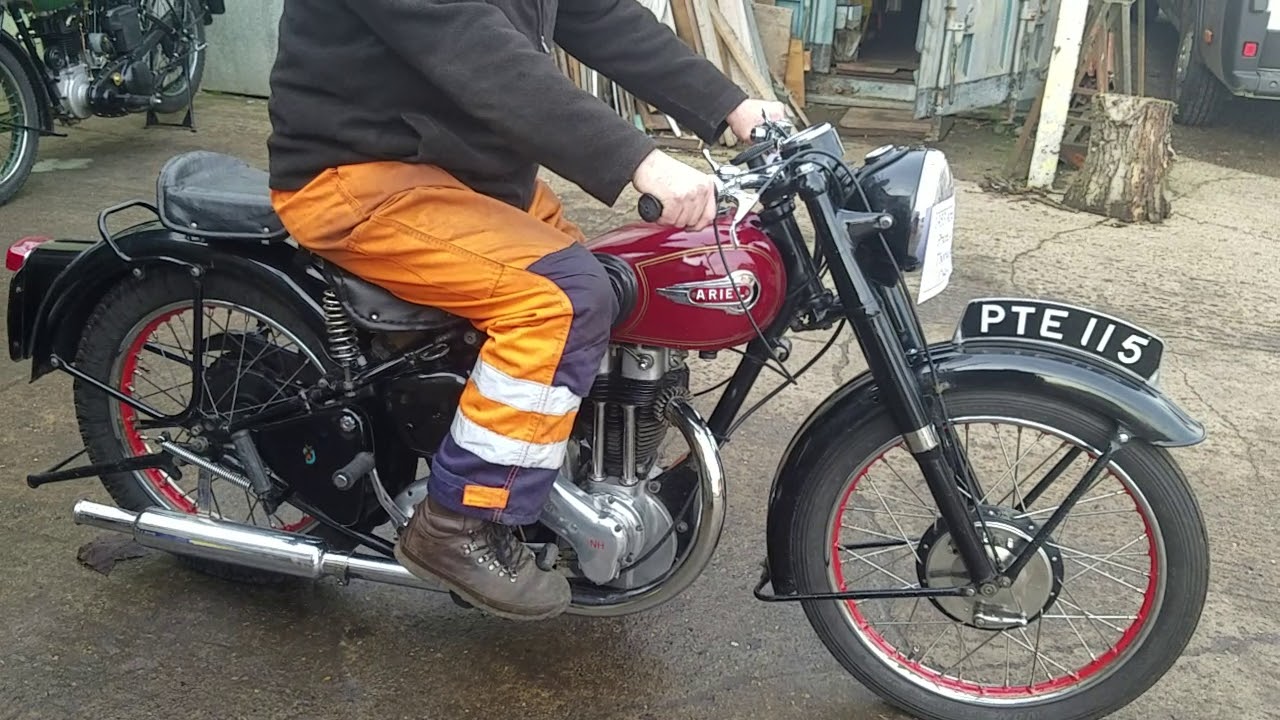 1953 Ariel NH 350cc at Andy Tiernans #07640ARL