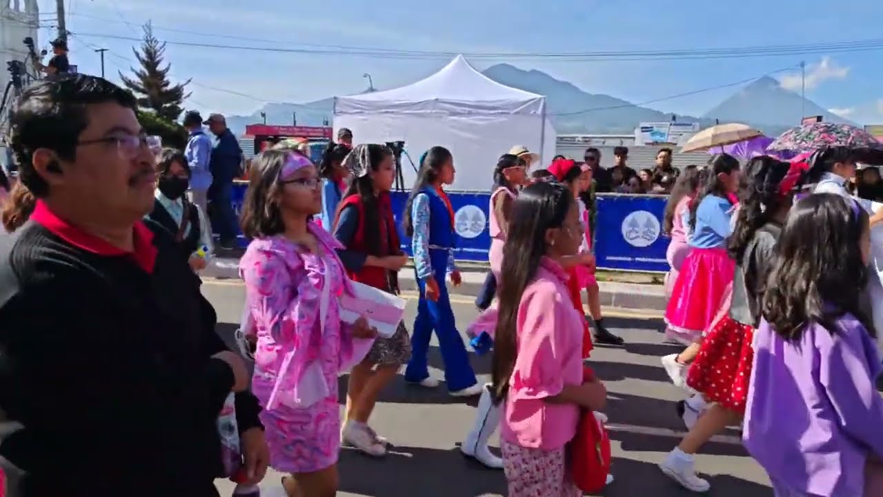 Desfile 15 de septiembre Quetzaltenango, Guatemala. Fiesta de Independencia 2024.