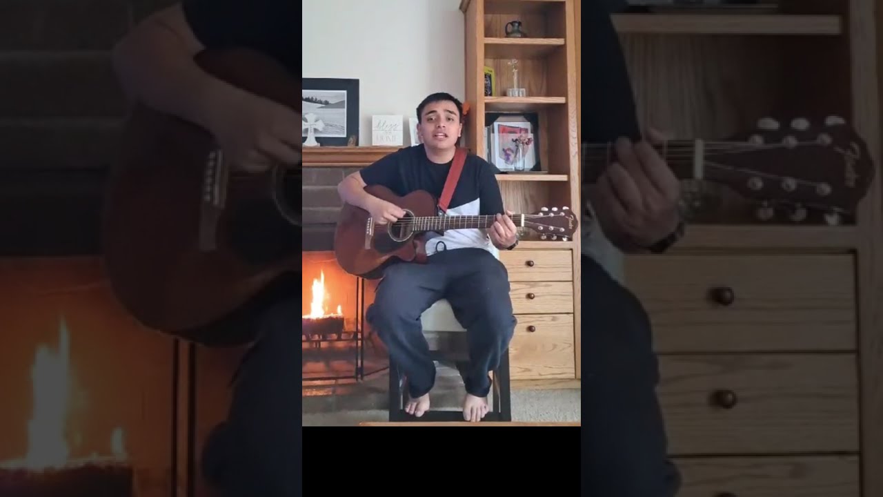 Rafael canta viva Cristo Rey