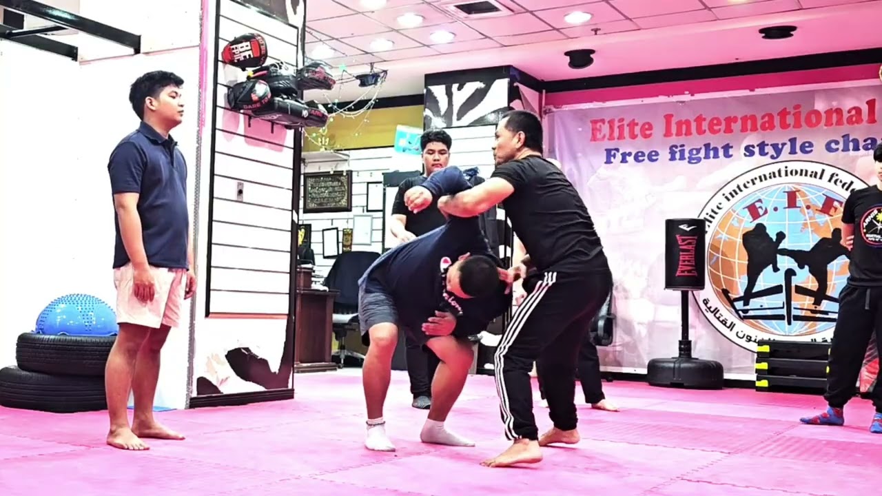 Filipino Martial Arts - Dumog | basic ground fighting technique drill for beginners