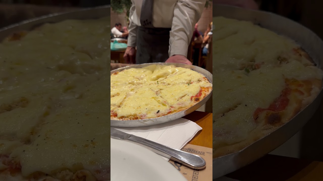 Tradicional Pizzaria Camelo em S&atilde;o Paulo #shorts #vlog #gourmet #food #restaurante #pizza #comida