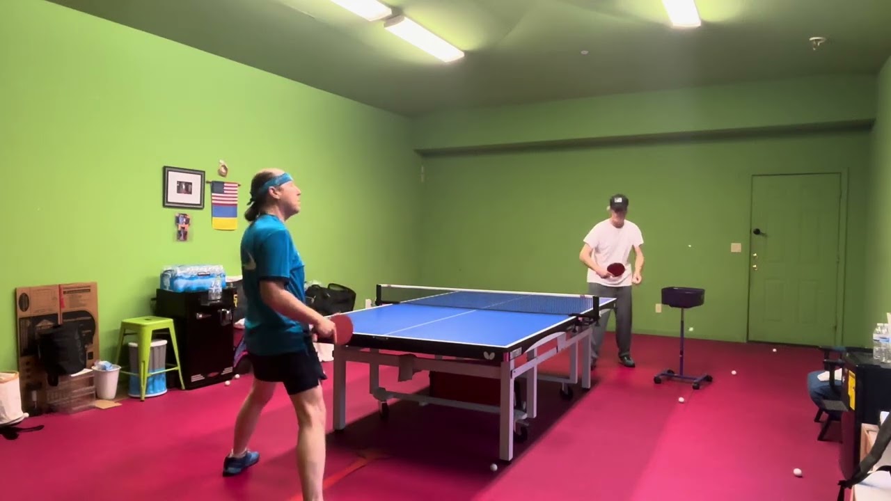 Footwork drill: 2x FH and 1 BH
