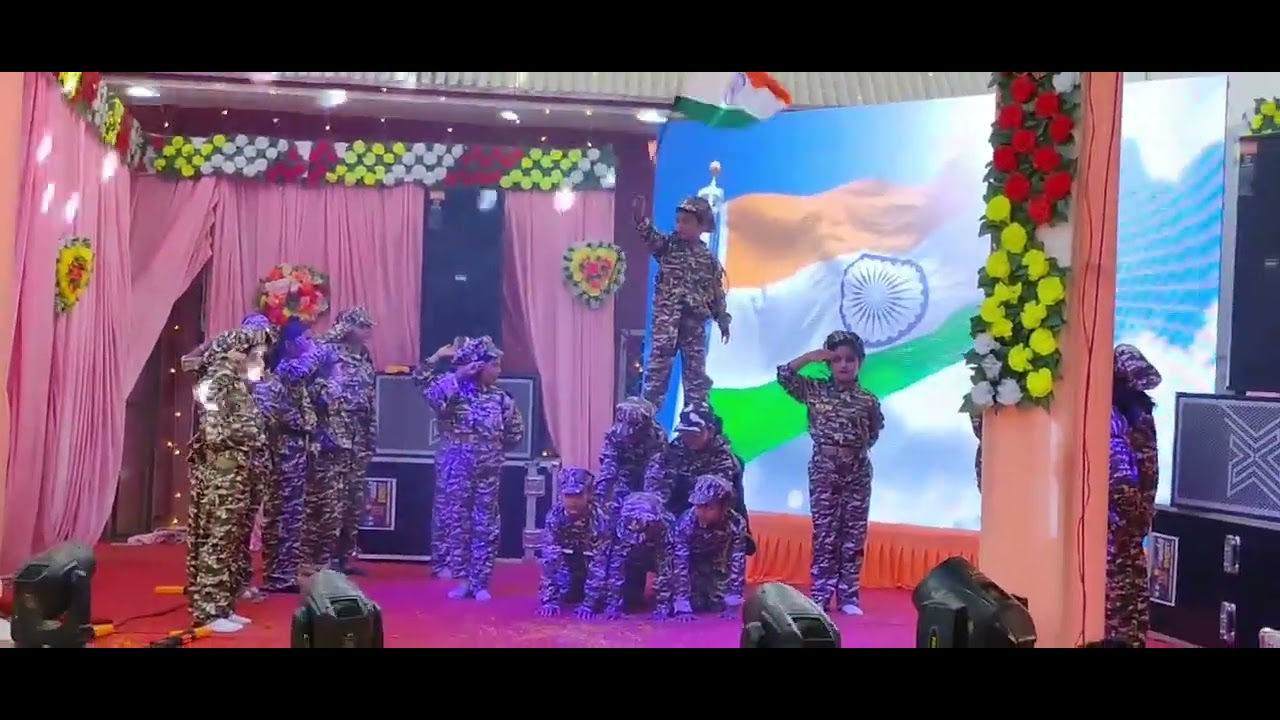 Ham beti hindustan ke 🇮🇳🇮🇳🇮🇳🇮🇳😮 chhote bachho ne school me shandar performance 😮🇮🇳#viral #school 