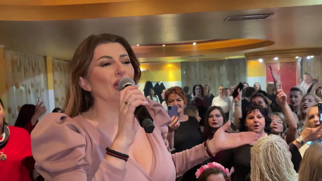 Viki Miljkovic - Hotel 