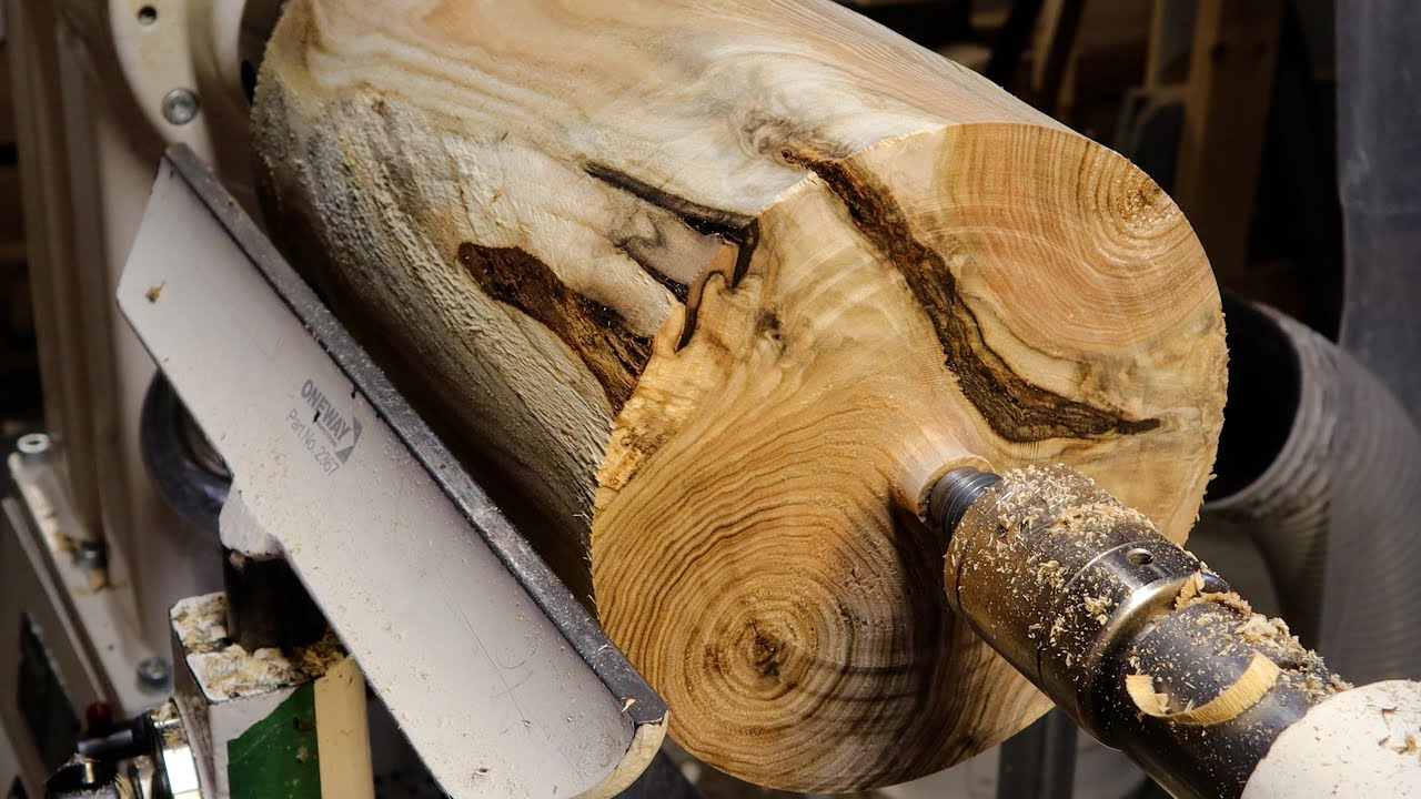 Quand le bois dicte le projet; je pense a voix haute