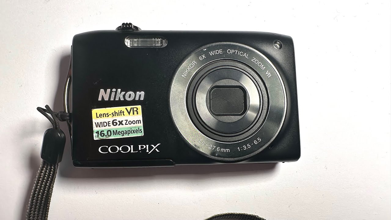 Nikon Coolpix S3300 Digital Camera