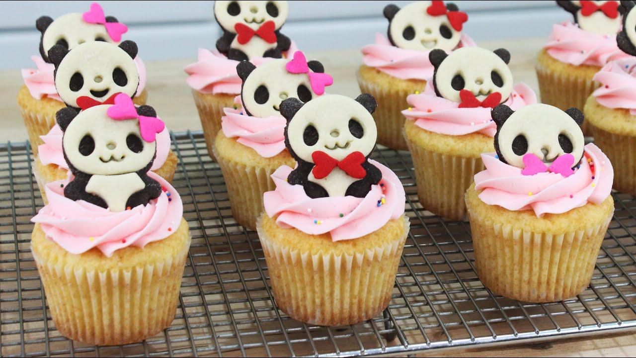 How to Make Panda Cupcakes!