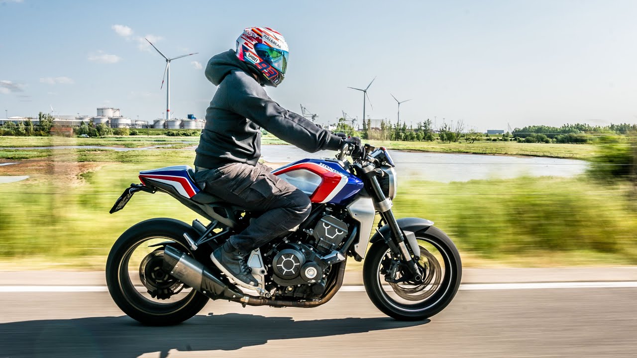 Honda CB 1000R Limited Editon Full Akrapovic Exhaust Sound / Fly By's / Revs