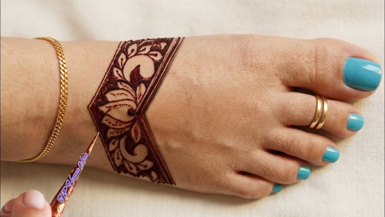 Very Beautiful Leg Mehandi Henna Designs for Dulhan Bridal #tphennaart 