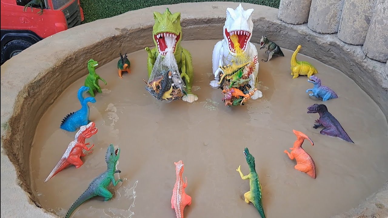 Dinossauros de Plástico Presos na Lama Velociraptor Ceratossauro Braquiossauro Therizinossauro