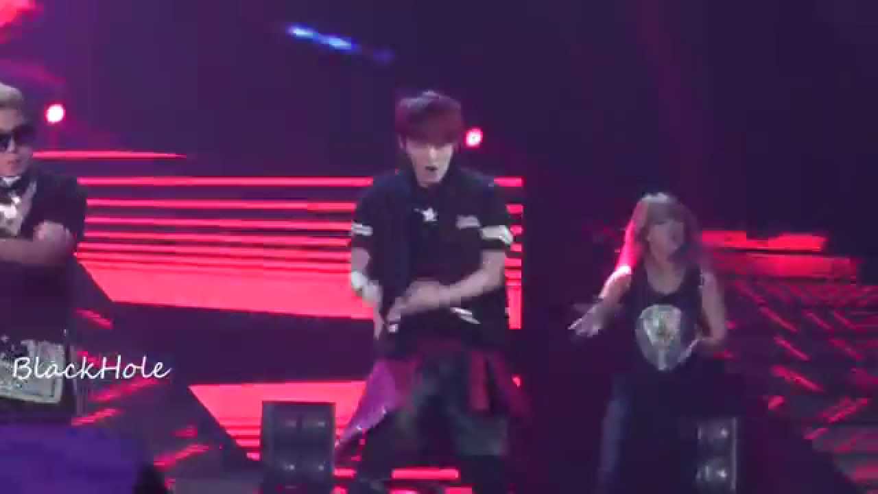 [FANCAM] Lee Joon Gi - RINGA LINGA mic thrown away in GZ FM (Dance) 이준기 李準基 イ・ジュンギ