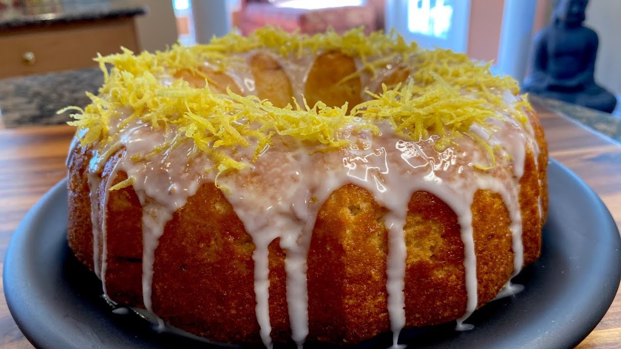 Vegan Lemon Bundt Cake