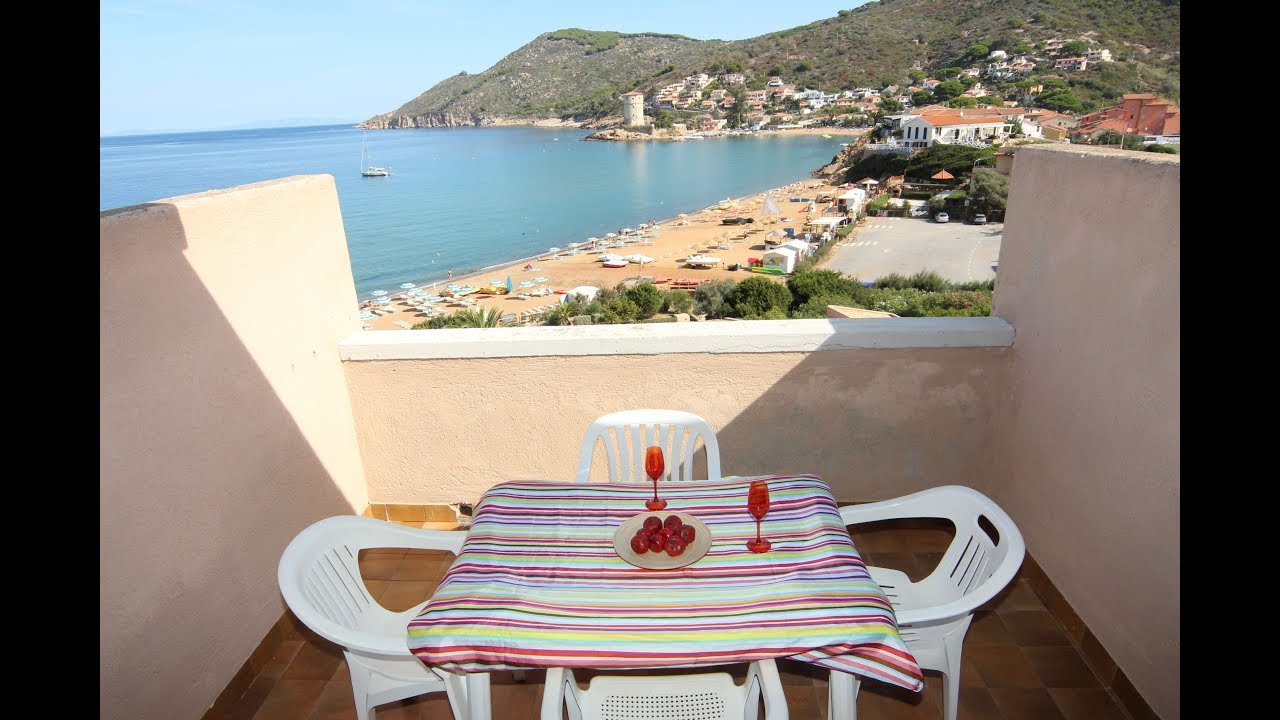 N°26 - Appartamento a Giglio Campese, stupenda terrazza vista mare
