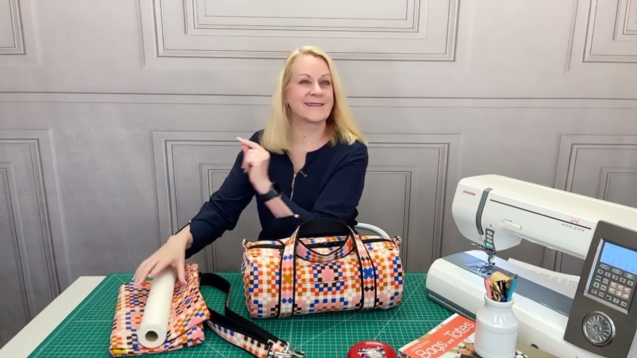 Multi Pocket Quilted Barrel Bag Sewing Project