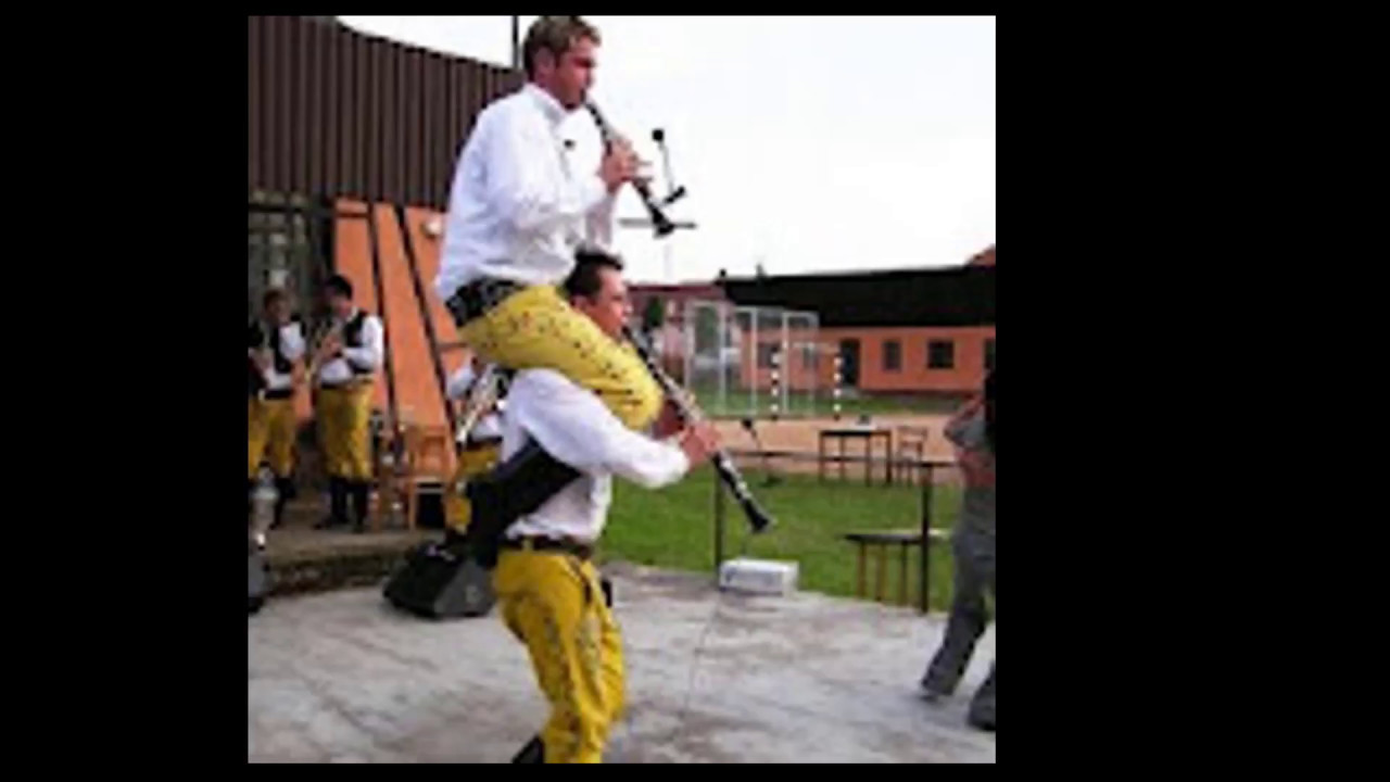 A Hudec   Schmucki Polka fur 2  Solo Klarinetten
