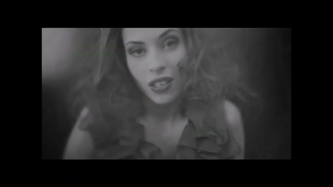 Massive Attack feat. Sin&eacute;ad O'Connor - Special Cases (Lyric video)