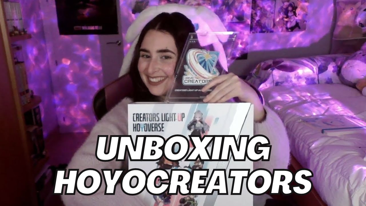 UNBOXING CAJA DE HOYOCREATORS ✨ Regalo de HoYoverse por mi primer a&ntilde;o siendo creadora de contenido