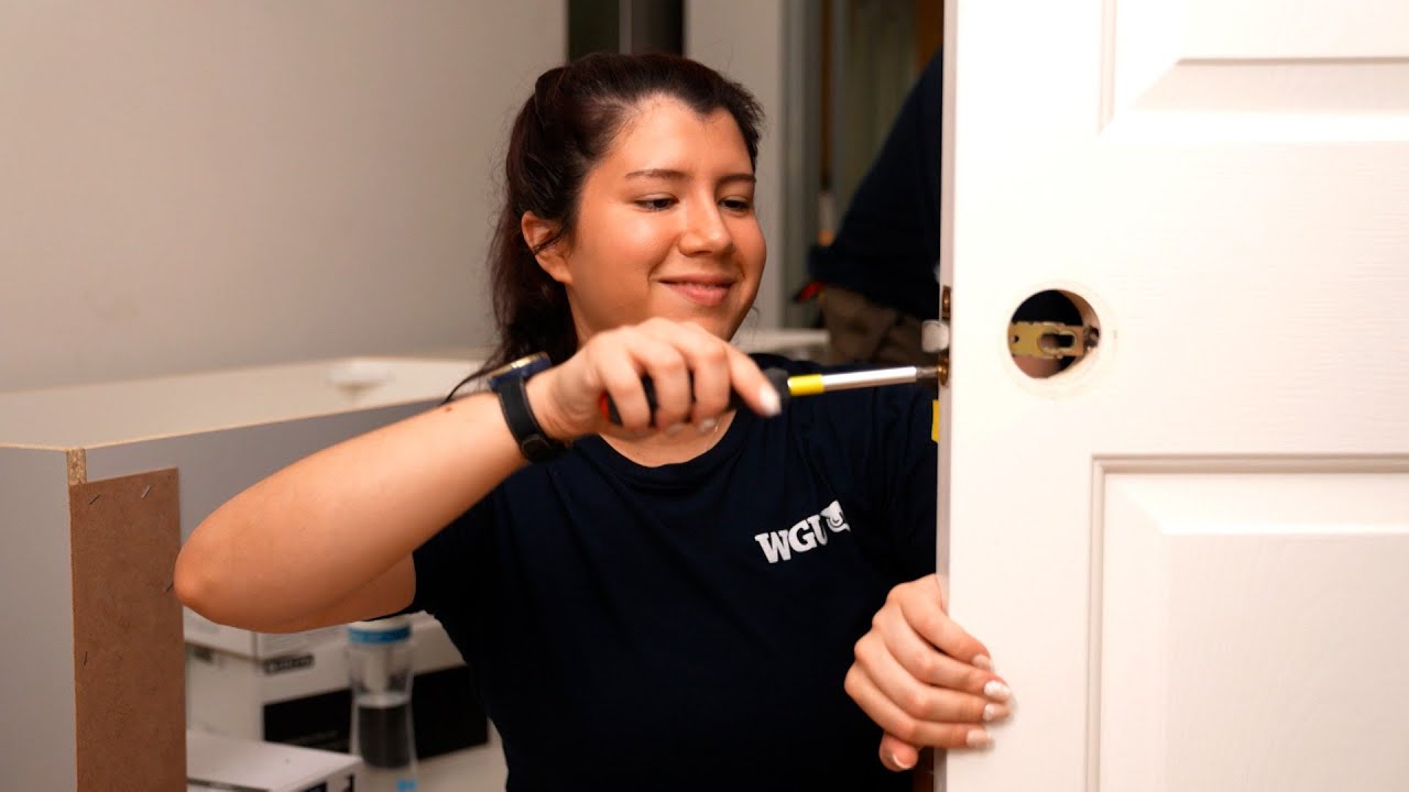 A Revamped Home Office Space for a Hero and His Girlfriend