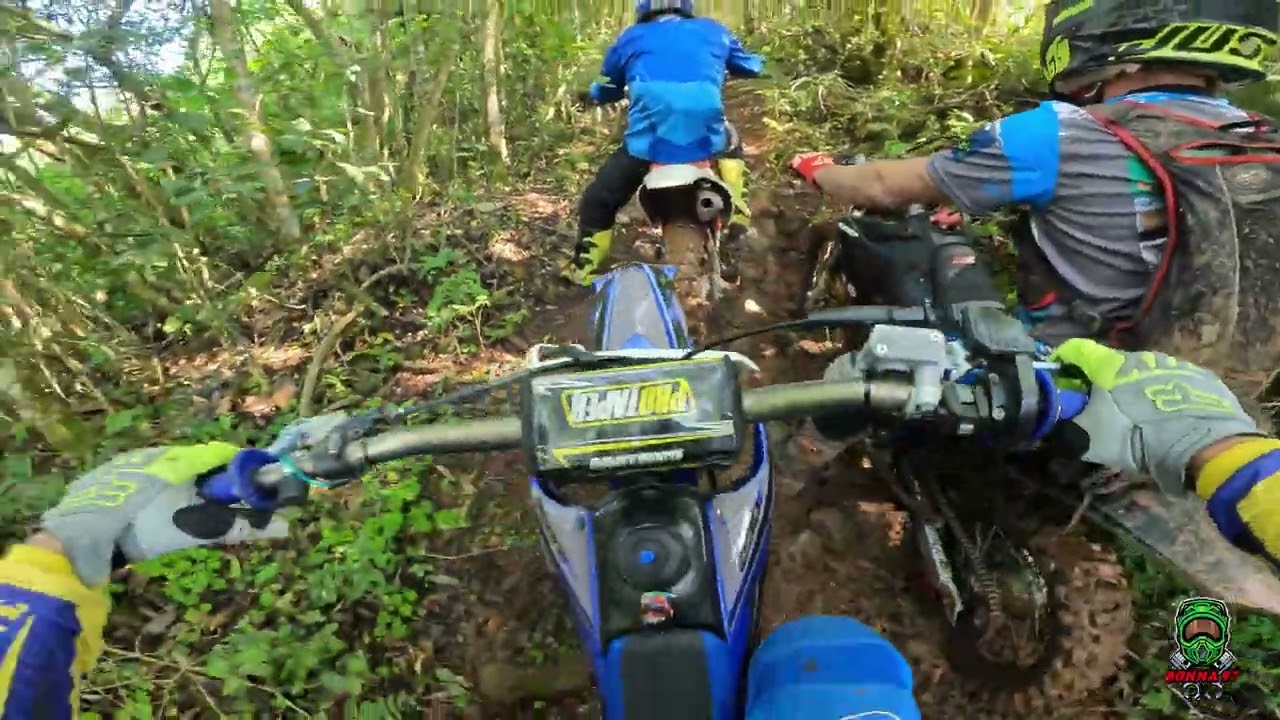Bastante barro e pedra! E alguns BO na ttr 230/ Sto Antônio da Patrulha