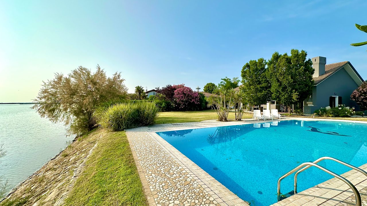Albarella: Villa in vendita sulla laguna!