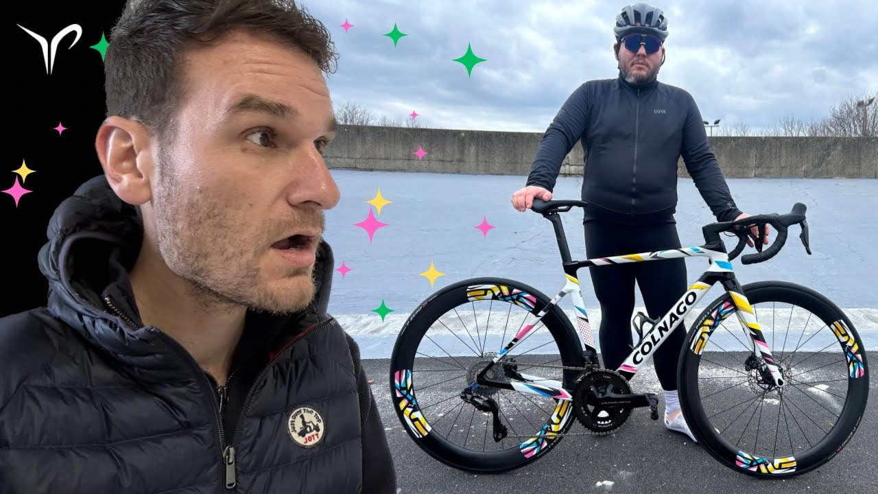 ZOOM XXL SUR LE COLNAGO V4RS TADEJ POGACAR