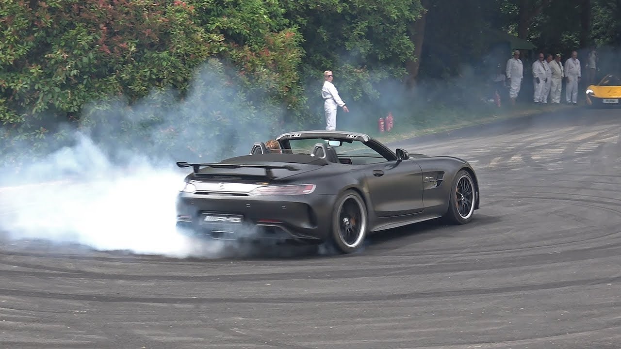 Mercedes-AMG GT R Roadster - DONUTS & ACCELERATIONS @ FOS Goodwood 2019