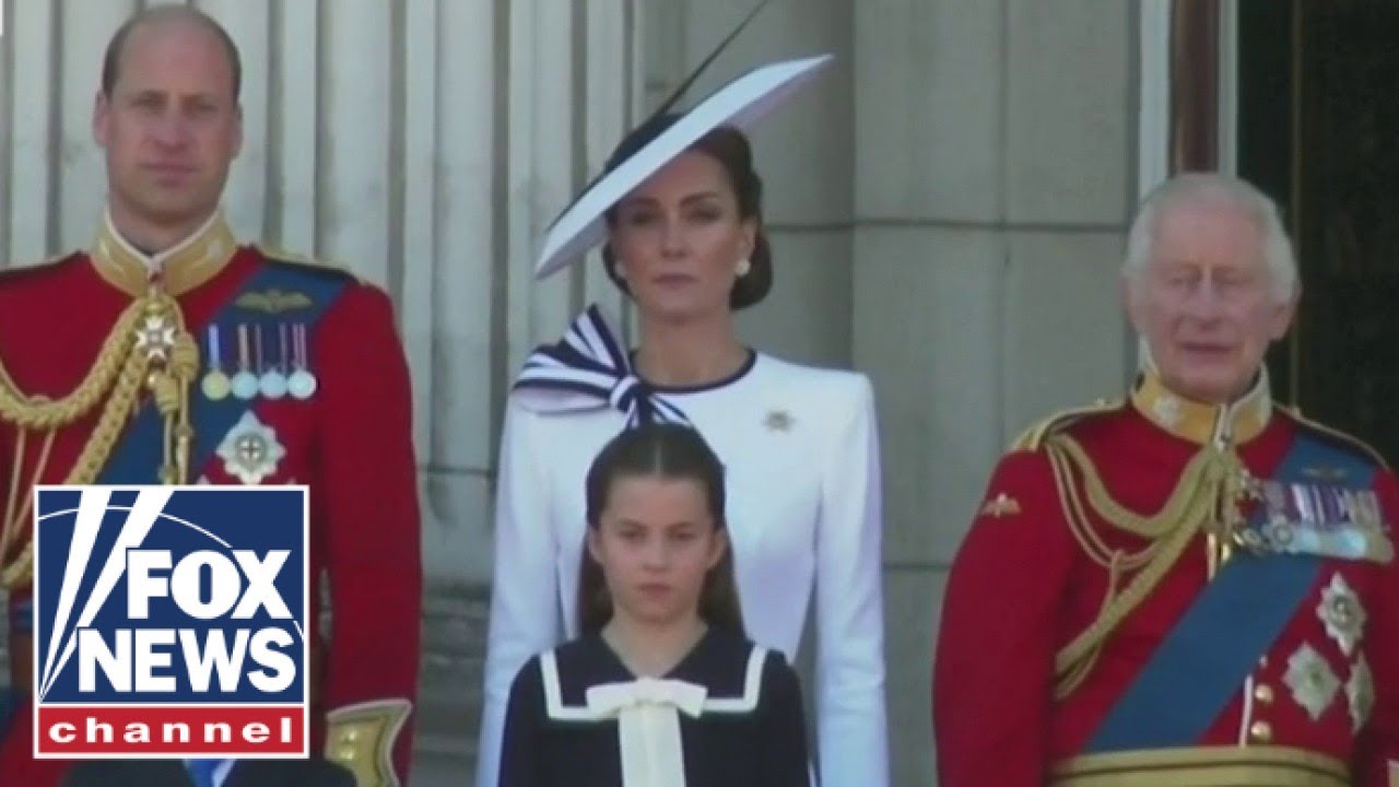 ‘PICTURE OF ELEGANCE’: Kate Middleton’s appearance makes the family look ‘united’