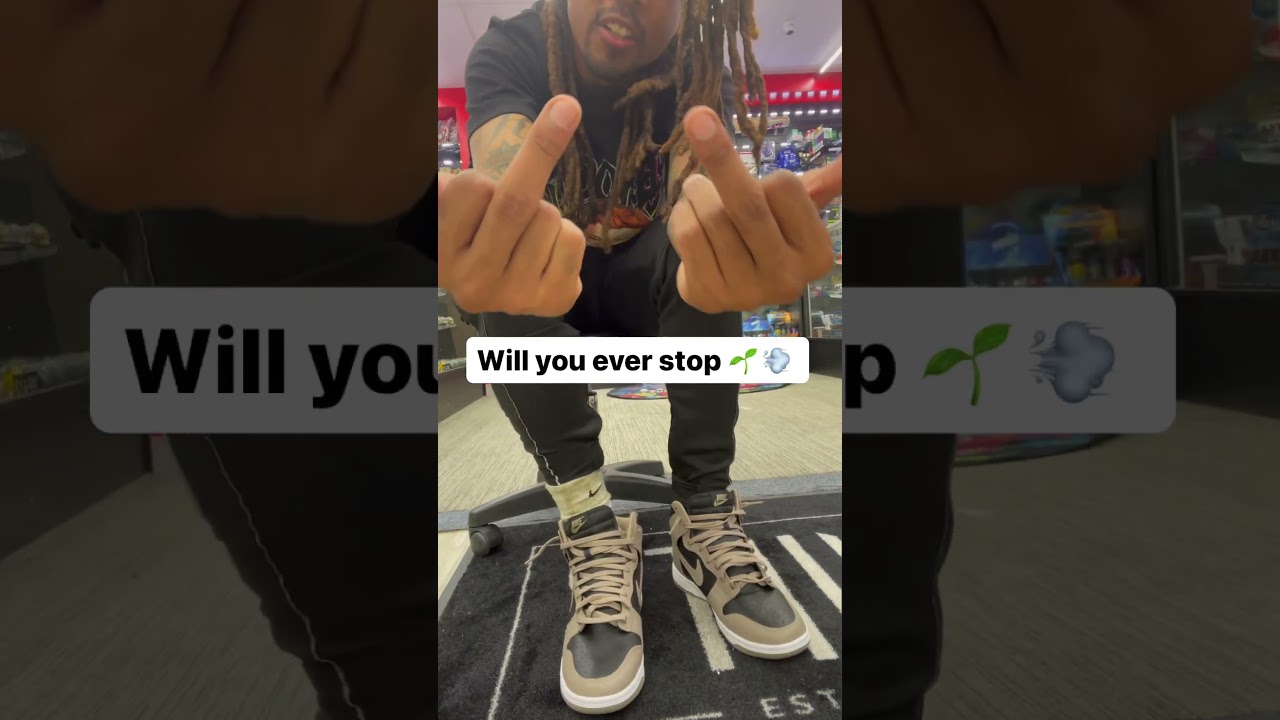 STOP SMOKING! BREATH AIR! #420 #sesh #sneaker #zaza #music #rap #style #skater #trend #stoners