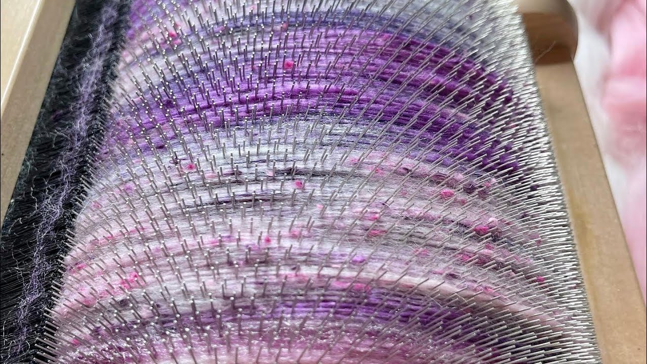 How To Drum Card and Diz Tweed Valentine Art Batt