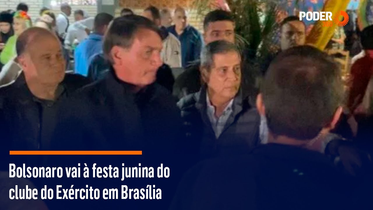 Bolsonaro vai à festa junina do clube do Exército em Brasília
