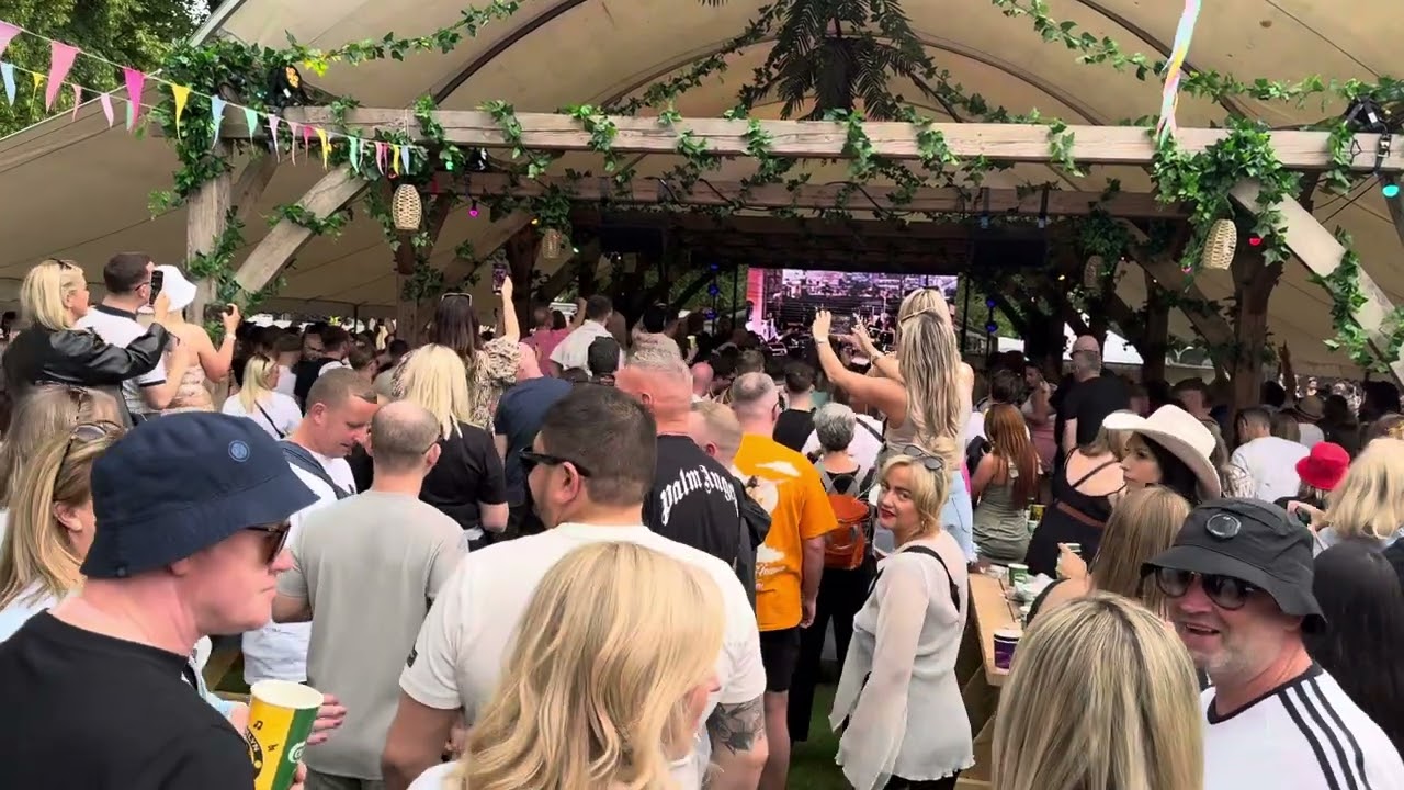 Travis - Why does it always rain on me live at the hangout bar trnsmt 12/07/24