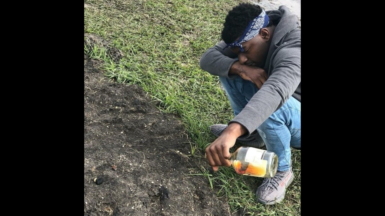 BG Kenny Lou - Living Lavish (prod. grams x jRag2x)