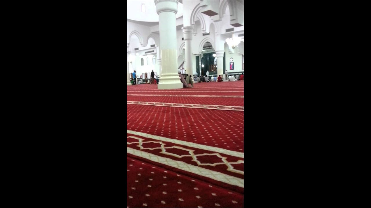 Azaan.Karama grand mosque.Dubai