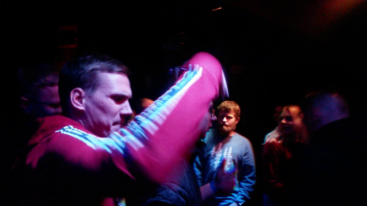Beebil&otilde;ust live @ P6lva