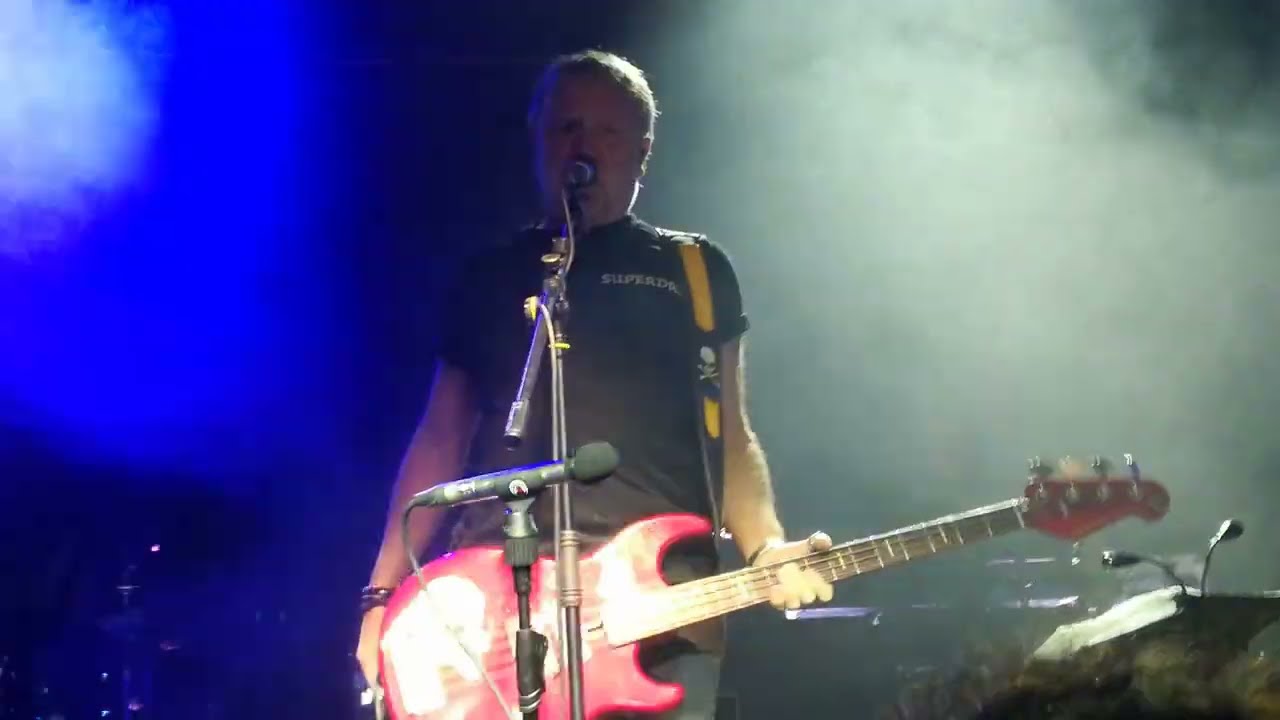 Peter Hook & The Light (New Order) - CRYSTAL - 2025.Mar.07 - Madrid, LAB