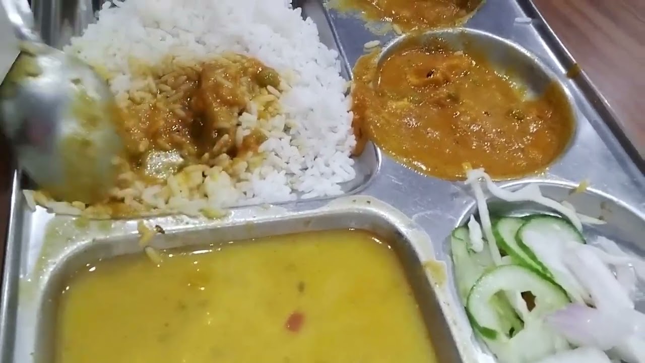 ADANI SOLAR CANTEEN FOOD IN MUNDRA!!