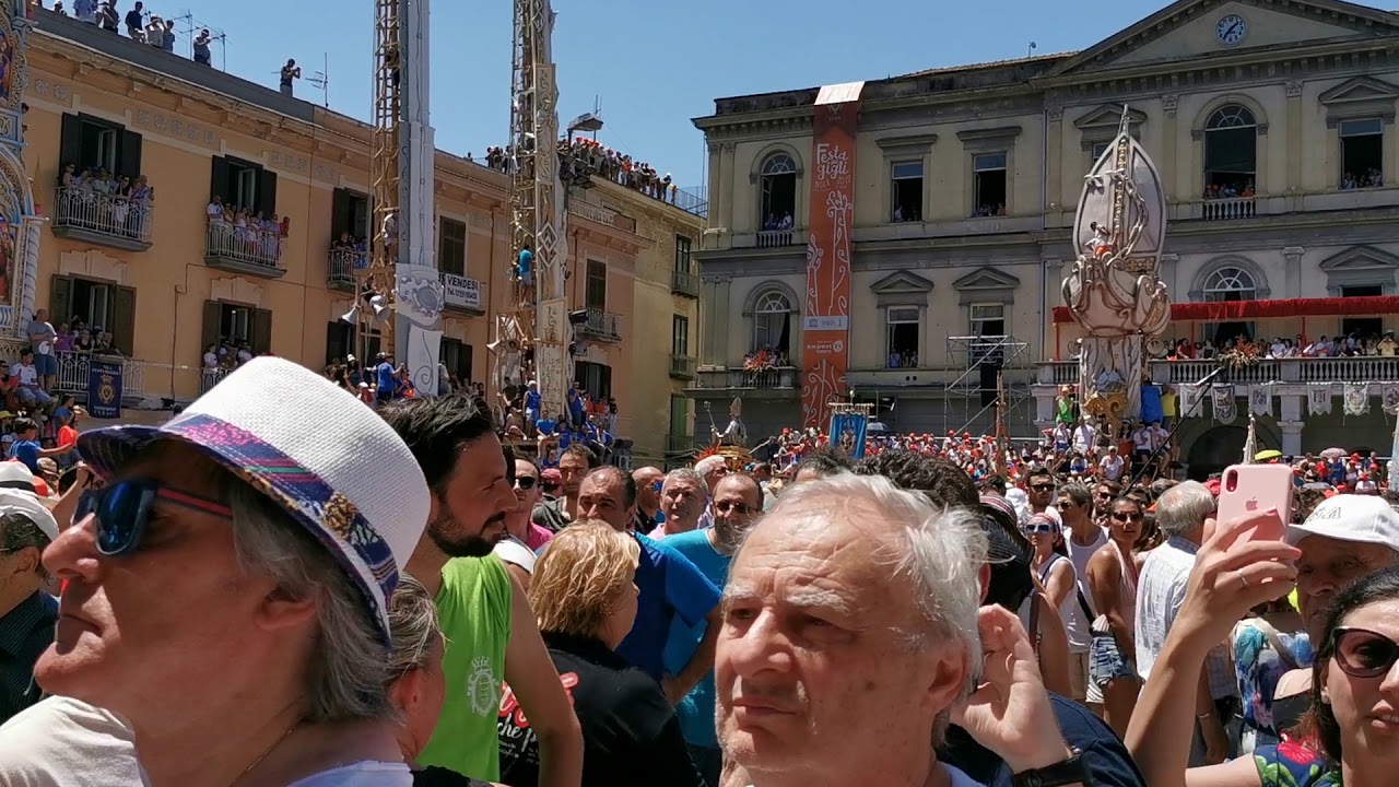 ilc@zziblog - Nola. San Paolino benedice i Gigli (domenica 30 giugno 2019, piazza Duomo)