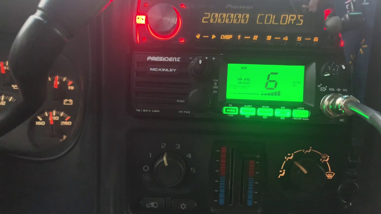Trying to talk to skip on CB radios