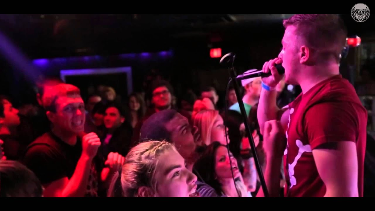 Trophy Wives - I'm Gonna Make You Famous (Official Music Video)