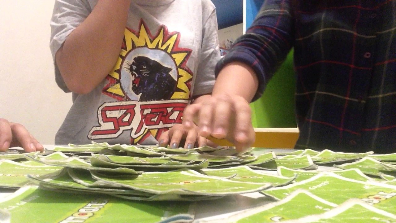 How to play uglydoll card game for the first time