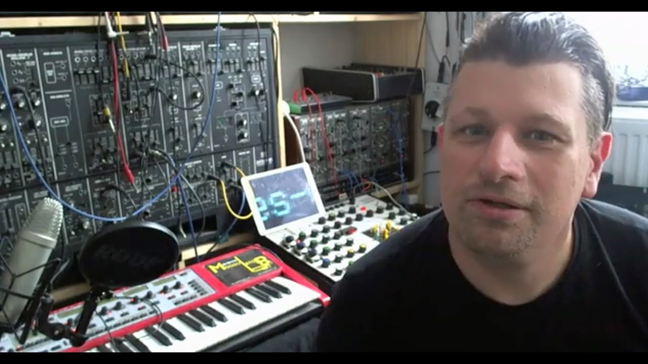 Moogulator kleiner (Teil) Studiorundblick Schwerpunkt LIVESET (anlässlich kommender Konzerte)