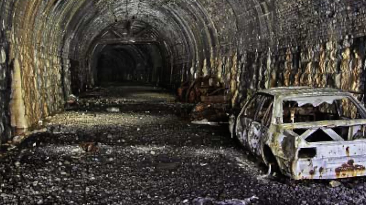 APOCALYPTIC SCENES IN THIS DISUSED TRAIN TUNNEL