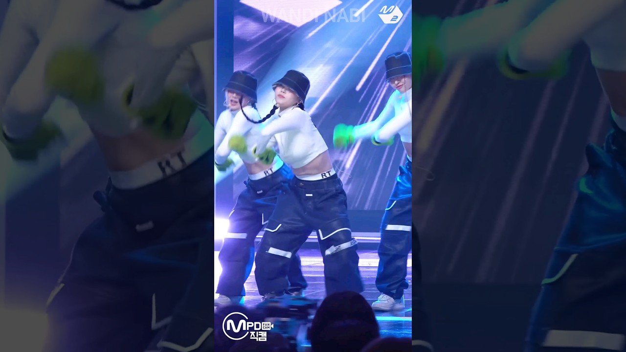 Cocona Left Right stage mix ~ in order from least fav to best outfit