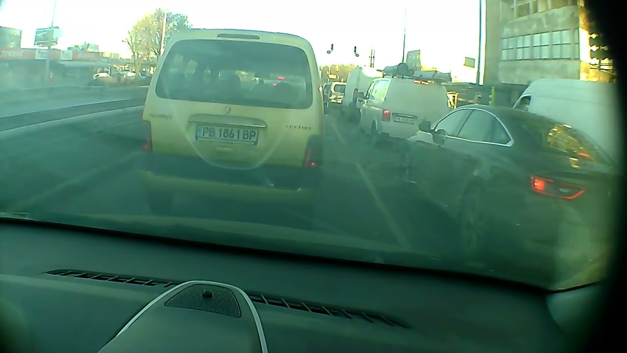 202501170852 casino Ritz, ul Vasil Levski,police,yellow crossing APK opa